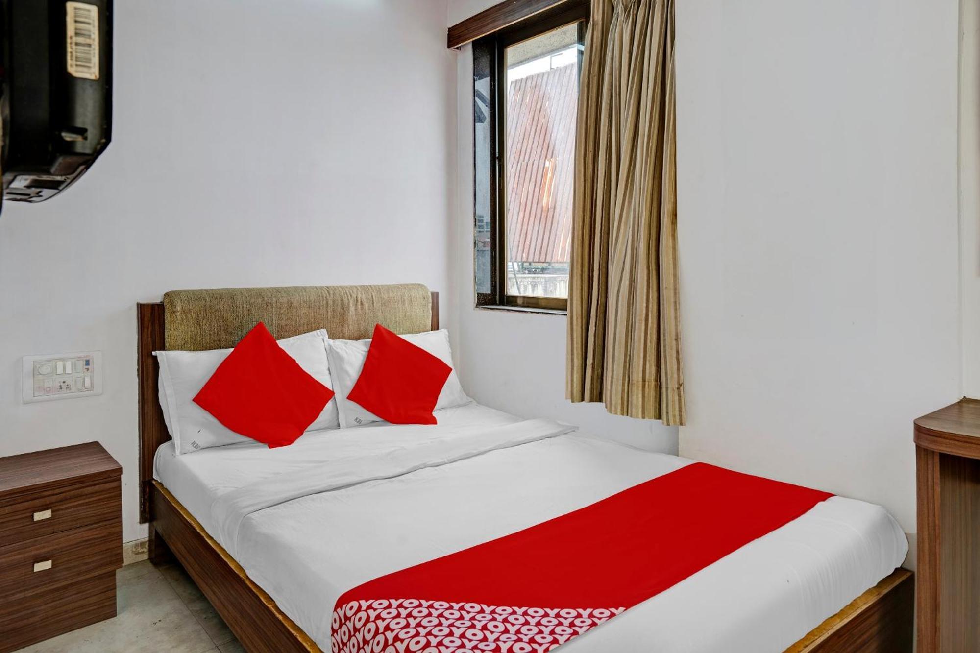 Hotel O Delight Inn Near Andheri Railway Station Bombaj Zewnętrze zdjęcie