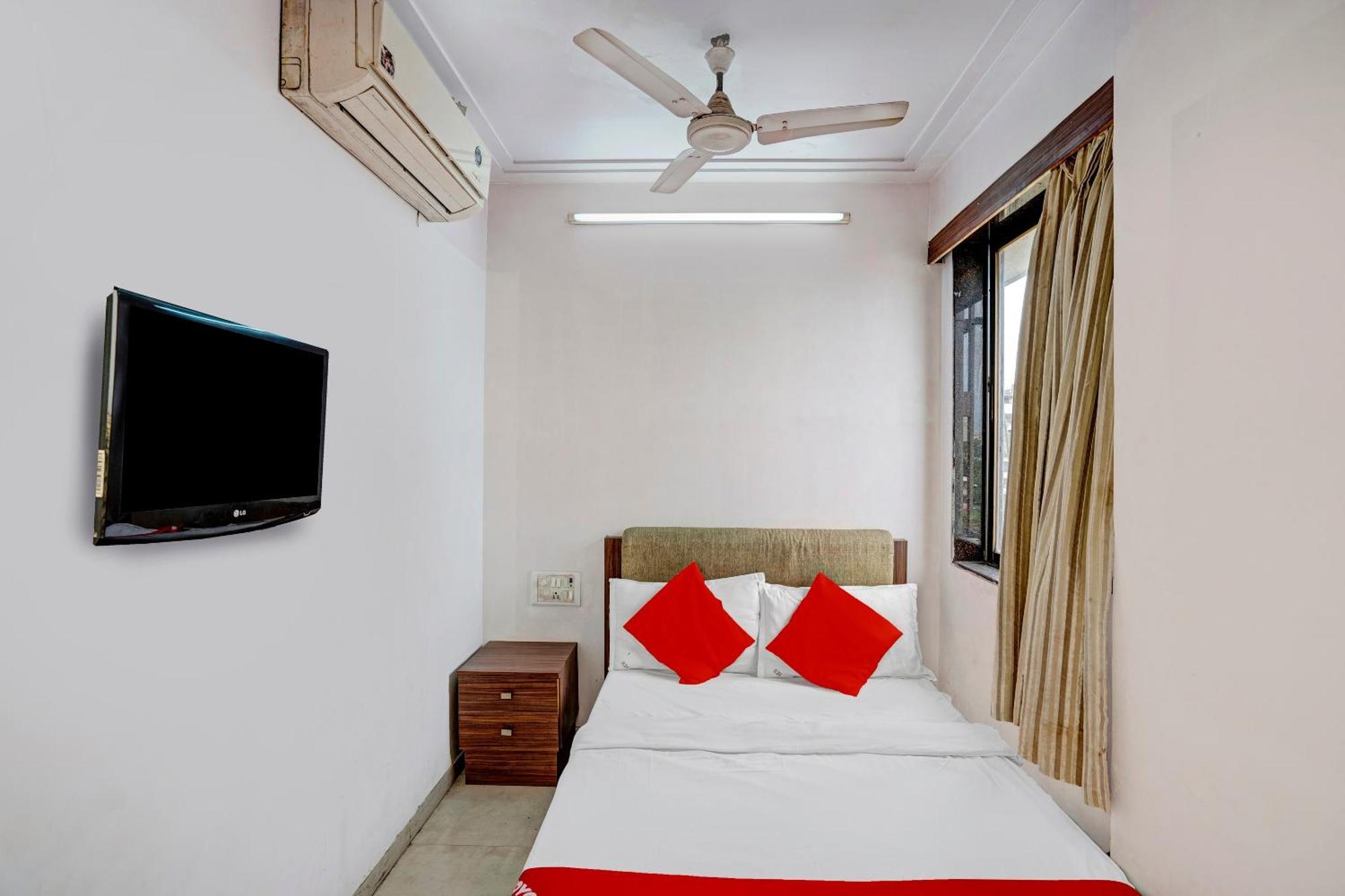 Hotel O Delight Inn Near Andheri Railway Station Bombaj Zewnętrze zdjęcie